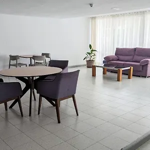 https://apartamento-tenerife-sur.tenerifehoteles.net