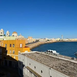 Balcon Al Mar Con Ascensor Grupo Ac Gestion Cadix